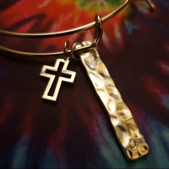 HANDMADE Adjustable Silver Peace Blessed Cross Charm Bangle Bracelet - Picture 4 of 5